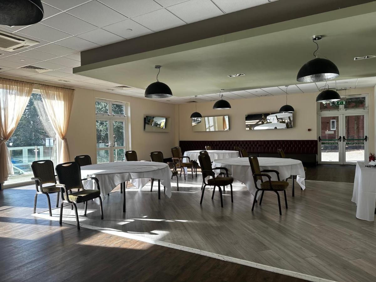 Holiday Inn Kenilworth - Warwick, An Ihg Hotel Екстериор снимка